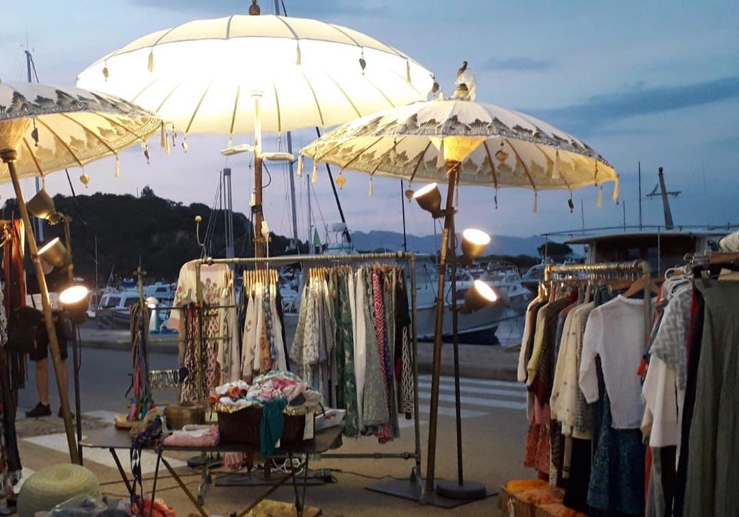 Il mercato di Porto Rotondo: un'immersione nel cuore della Sardegna